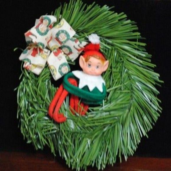 Vintage Handmade Christmas Knee-Hugger Elf Small Wreath